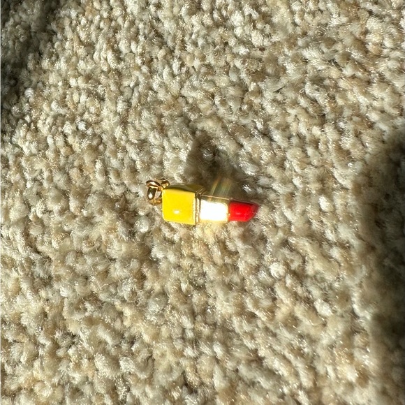 Vintage lipstick charm - Picture 2 of 9